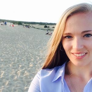 Meet your Posher, Julia